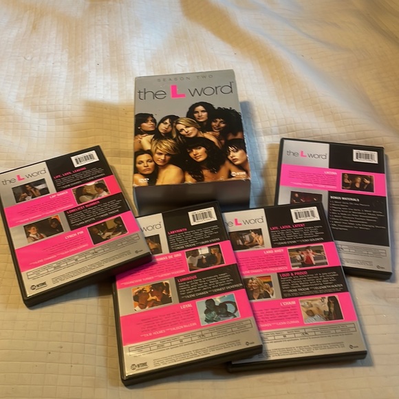 Complete set of Season 2 of “the L Word “ - Picture 4 of 5